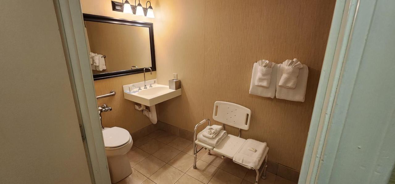 Penn Harris Hotel Harrisburg, Trademark By Wyndham 외부 사진